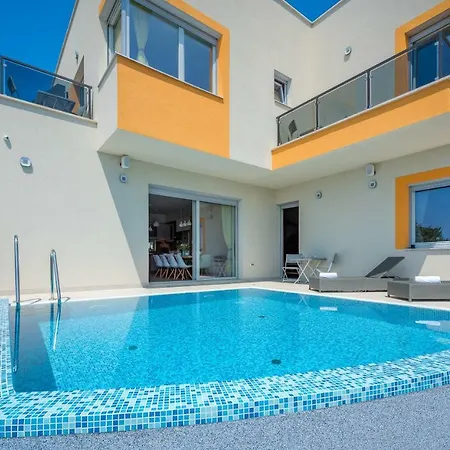 Magnolija Villa *