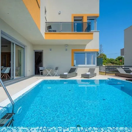 Magnolija וילה פולה